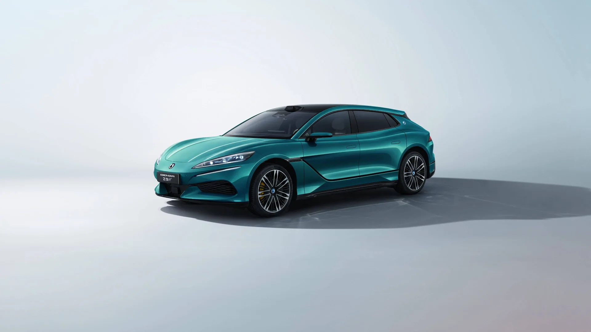 DENZA Z9GT Emerald Green