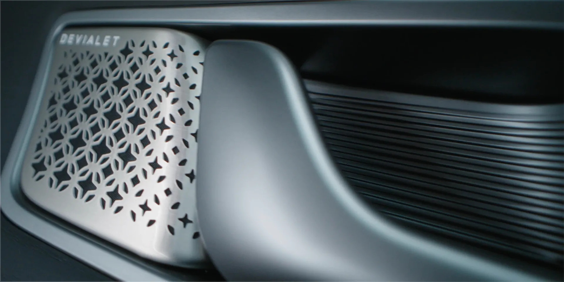 Sistema de Áudio Premium DEVIALET®